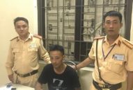 Bắt kẻ tàng trữ ma túy trên đường Cầu Đất