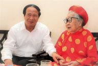 Bí thư Thành ủy Lê Văn Thành thăm, động viên các gia đình thương binh, liệt sỹ