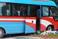 Thêm 1 nạn nhân tử vong vụ xe chở đoàn từ thiện đâm vào vách núi