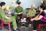 CAQ Kiến An: Vận động nhân dân giao nộp 5 súng, 1 quả bom