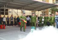 Công an quận Kiến An huấn mở 28 lớp huấn luyện nghiệp vụ PCCC cho 750 lượt người