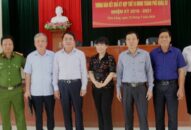 Phó chủ tịch UBND TP Lê Khắc Nam tiếp xúc cử tri Tiên Lãng