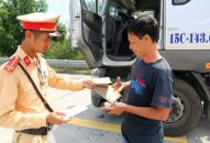 Ngăn chặn tình trạng uống rượu, bia vẫn lái xe