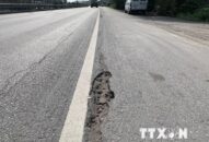 Sửa chữa Quốc lộ 5 sau tai nạn ở Hải Dương: Mất bò mới lo làm chuồng