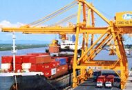 Kim ngạch xuất nhập khẩu cán mốc 243,48 tỷ USD