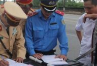 Ra quân xử lý ôtô hoạt động trá hình, vận tải hành khách trái phép