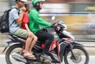 Xe ôm – cạnh tranh trong thời đại công nghệ