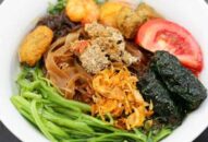 Về Hải Phòng thưởng thức bánh đa cua Bà Cụ