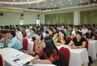 Thay đổi cách đưa thông tin đến người lao động