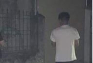 Phát hiện “bạn nghiện” tử vong, dùng xe bò kéo xác ra đường