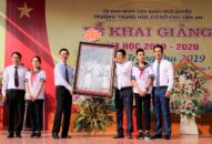 Đồng chí Võ Văn Thưởng, Trưởng Ban Tuyên giáo Trung ương dự Lễ Khai giảng trường THCS Chu Văn An