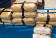 Dùng xe bán tải vận chuyển 60.000 viên ma túy tổng hợp