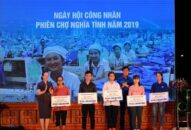 Niềm vui tại Ngày hội công nhân – Phiên chợ nghĩa tình năm 2019
