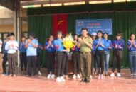 Trường THPT Bình Thanh, huyện Kiến Xương: Ra mắt mô hình tự quản về an ninh trật tự, an toàn giao thông