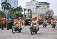 Đội Cảnh sát giao thông số 1 bắt hai đối tượng cướp giật tài sản