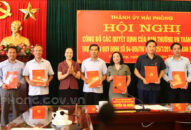 Công bố các quyết định về chức năng, nhiệm vụ, tổ chức bộ máy của các cơ quan chuyên trách tham mưu, giúp việc Thành ủy