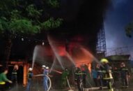 Cháy Trung tâm điện máy Hoàng Gia trên đường Lê Hồng Phong