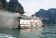Quảng Ninh: Cháy tàu du lịch trên Vịnh Hạ Long