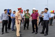 Phó Chủ tịch Thường trực UBND thành phố Nguyễn Xuân Bình kiểm tra công tác chuẩn bị Lễ thông xe kỹ thuật công trình cầu Hoàng Văn Thụ