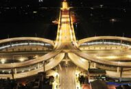 Công trình cầu Hoàng Văn Thụ lung linh rực rỡ vào ban đêm