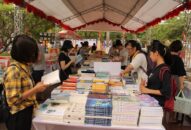 Người Hải Phòng hào hứng với hội sách nửa giá