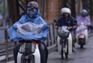 Cuối tuần, miền Bắc se lạnh, miền Nam mưa dông