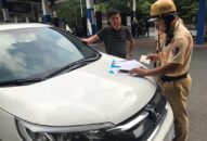 Tiếp tục xử lý nghiêm tình trạng dừng đỗ xe sai quy định khu vực dải trung tâm thành phố