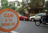 Xử lý 60 xe ô tô đậu đỗ không đúng nơi quy định