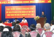 Đồng chí Đồng chí Phạm Văn Hà, Trưởng ban Ban Tổ chức Thành ủy tiếp xúc cử tri nơi cư trú