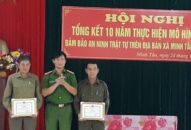 Biểu dương 4 tập thể, cá nhân có thành tích xuất sắc trong thực hiện mô hình chốt bảo vệ ANTT xã Minh Tân