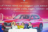 VinFast tặng xe LUX SA 2.0 phiên bản cao cấp cho HLV Park Hang-Seo
