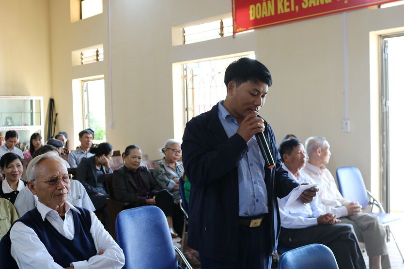 Nhiều ý kiến đóng góp của người dân được ghi nhận, trả lời tại buổi làm việc Nhiều ý kiến đóng góp của người dân được ghi nhận, trả lời tại buổi làm việc