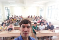 Sáng là giảng viên đại học, tối là streamer: Làm vì đam mê để không tiếc nuối