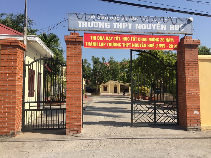  Trường THPT Nguyễn Huệ, huyện Kiến Thụy