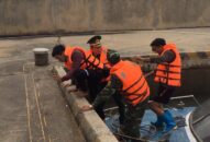 Cứu 6 thuyền viên tàu chở cát gặp nạn trên biển