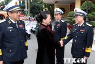 Chủ tịch Quốc hội chúc mừng cán bộ, chiến sỹ Quân chủng Hải quân