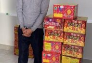 Khởi tố một lái xe buôn bán pháo nổ