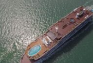 Trải nghiệm độc đáo trên “kiệt tác độc bản” giữa vịnh Lan Hạ