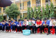 Phục vụ sách báo bằng xe ô tô lưu động đa phương tiện