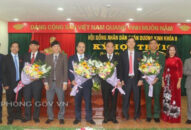 Kỳ họp thứ 10 HĐND quận Dương Kinh khóa II, nhiệm kỳ 2016 – 2021