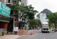 Tình trạng các công trình xây dựng làm ảnh hưởng an toàn giao thông, mỹ quan đô thị: Chính quyền địa phương cần mạnh tay xử lý