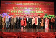 Mong kiều bào tiếp tục đóng góp xây dựng, phát triển thành phố