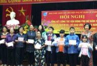 Hội Liên hiệp Phụ nữ quận Lê Chân:  Tặng 45 suất quà Tết đến hội viên và tân binh có hoàn cảnh khó khăn