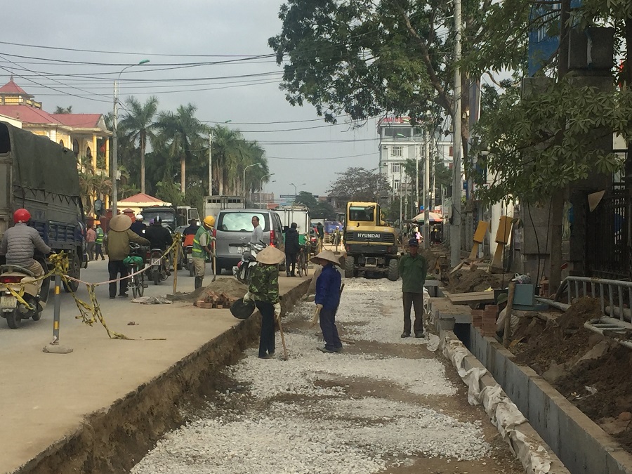 Nhà thầu tăng ca đảm bảo tiến độ thi công mở rộng đường Nhà thầu tăng ca đảm bảo tiến độ thi công mở rộng đường