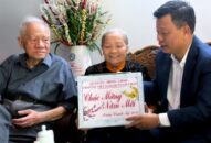 Quận Lê Chân: Thăm và tặng quà gia đình người có công tiêu biểu, người cao tuổi nhân dịp Tết Nguyên đán 2020