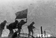 Đảng lãnh đạo cả nước trực tiếp chiến đấu chống đế quốc Mỹ xâm lược