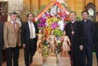 Bí thư Thành ủy Lê Văn Thành thăm, chúc Tết Giám mục Vũ Văn Thiên và Tòa Giám mục Hải Phòng