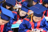 [Photo] Khai bút đầu Xuân tại Khu tưởng niệm Vương triều nhà Mạc