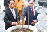 Bí thư Thành ủy Lê Văn Thành dâng hương tưởng niệm đồng chí Nguyễn Đức Cảnh, Lương Khánh Thiện và cố Chủ tịch nước Tôn Đức Thắng