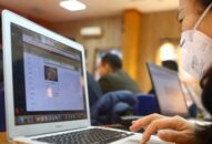 Nhiều trường học tổ chức dạy online trong dịch Corona